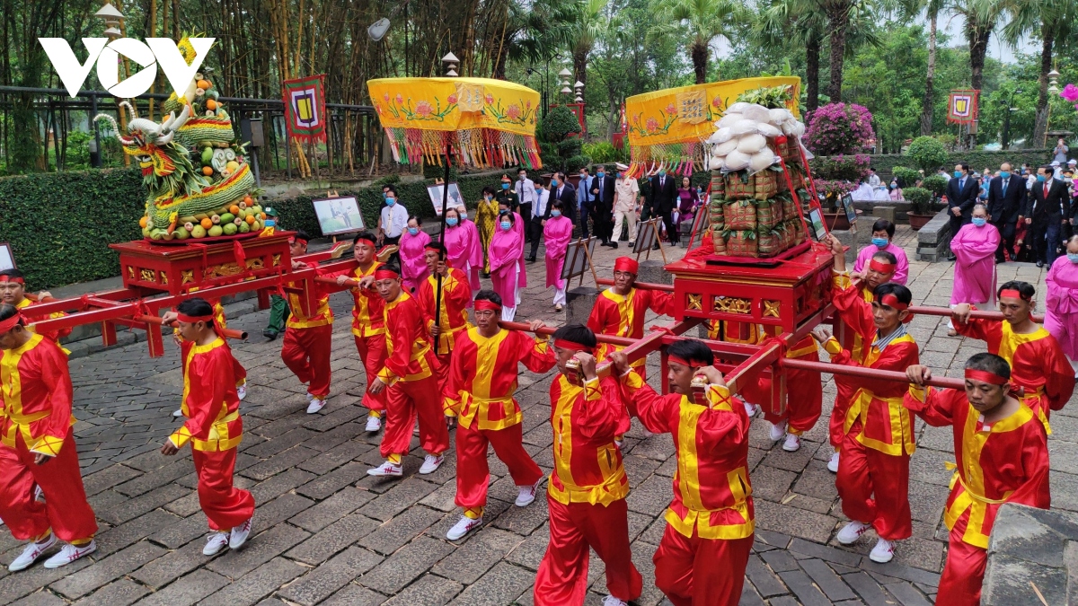 ron rang cac hoat dong van hoa trong ngay gio to hung vuong tai tphcm hinh anh 3