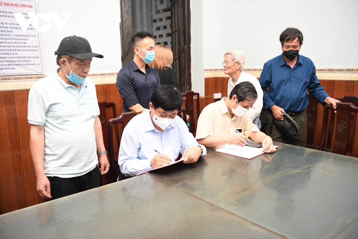 vĩnh biệt hoàng nhuận cầm - thi sĩ tài hoa, đặc sắc của một thời đại thi ca việt hình ảnh 7 vinh biet hoang nhuan cam - thi si tai hoa, dac sac cua mot thoi dai thi ca viet hinh anh 7