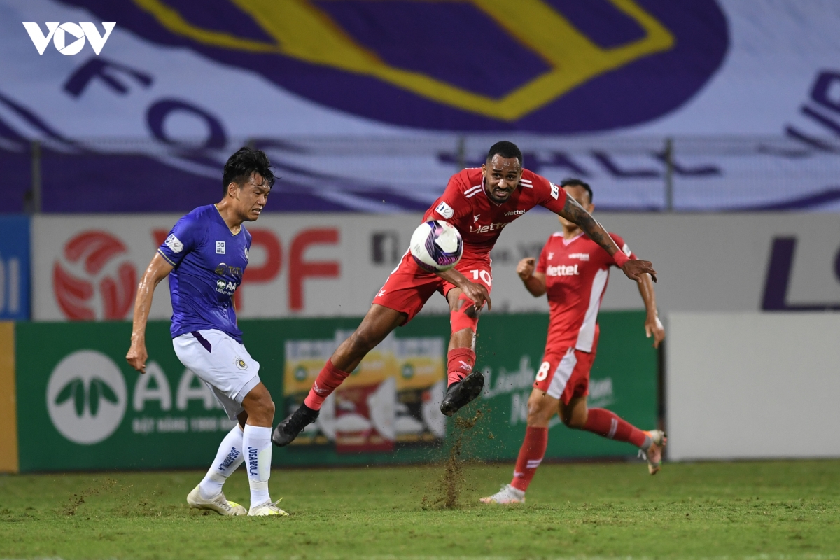 ngoai binh viettel thieu kiem che, hung ho bop co thanh chung hinh anh 3
