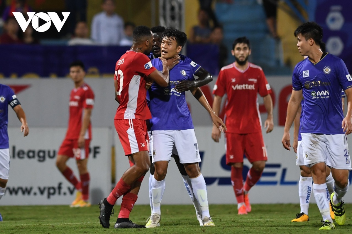 toan canh ha noi fc 0-1 viettel derby thu do nhuom mau do hinh anh 6