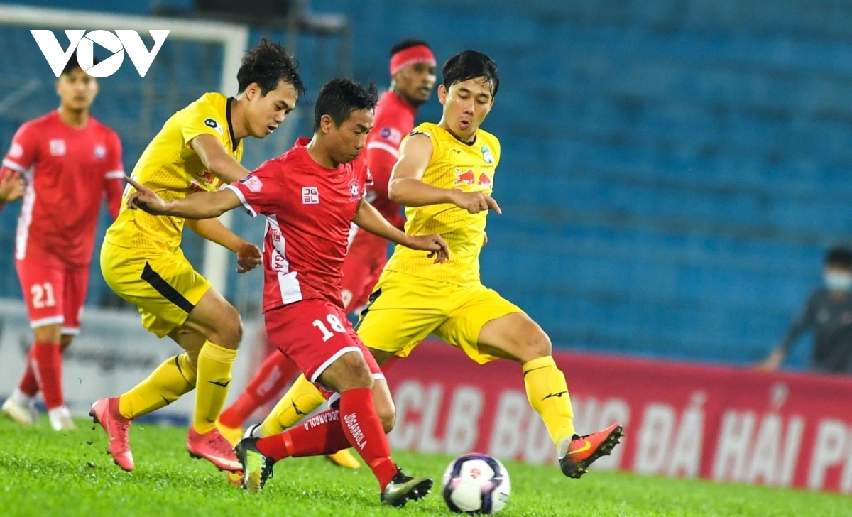 goc nhin ha noi fc nen choi cua duoi truoc hagl hinh anh 3