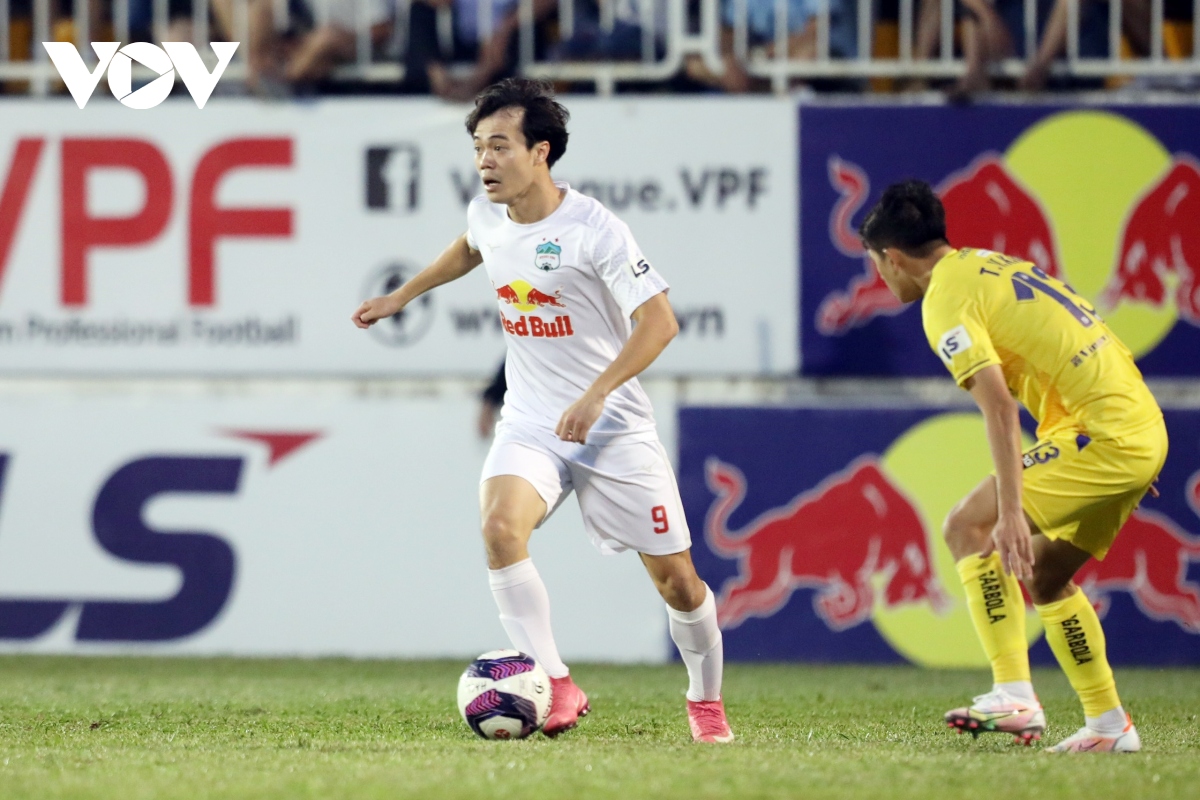 du am hagl 1-0 ha noi fc xuan truong bat khoc va tieng gam vang cua ho bi-rai hinh anh 2