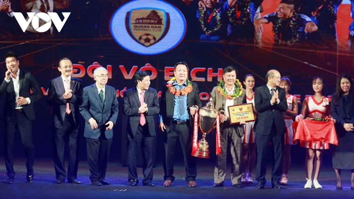 hlv hoang van phuc dan dat ha noi fc thay hlv chu Dinh nghiem hinh anh 1