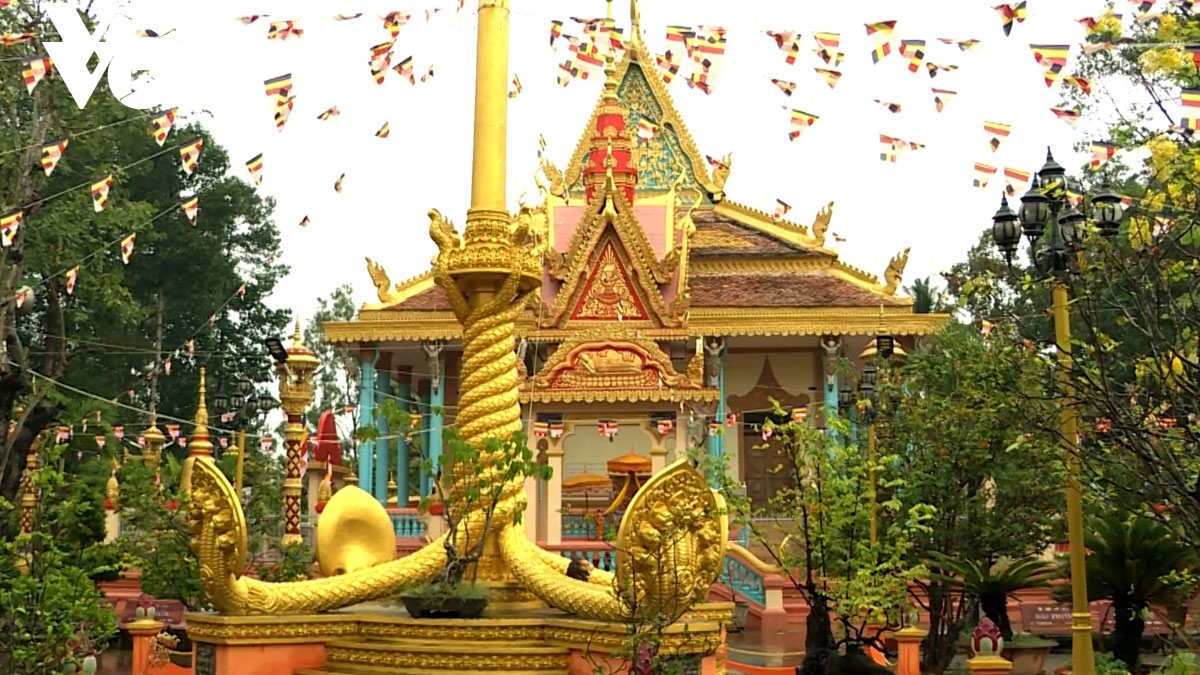 Southern Khmer people enjoy traditional Chol Chnam Thmay