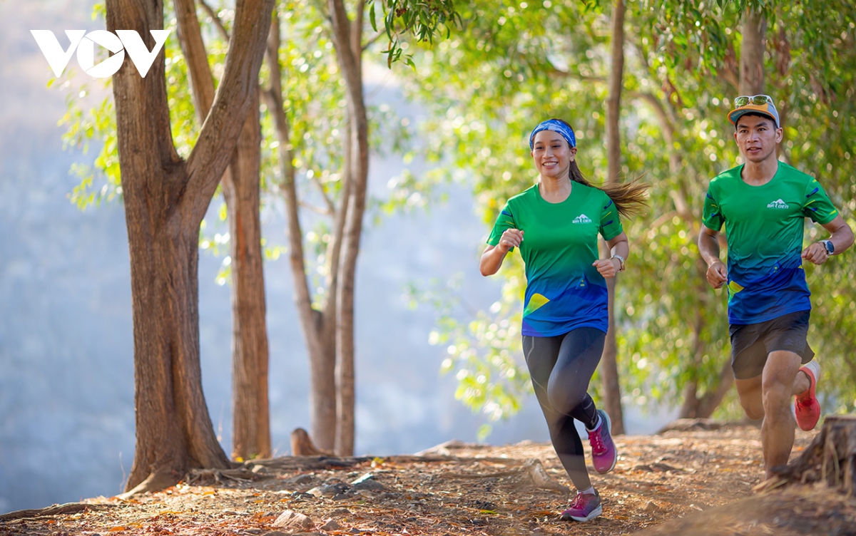 tay ninh lan dau tien to chuc giai marathon kham pha nui ba Den hinh anh 4