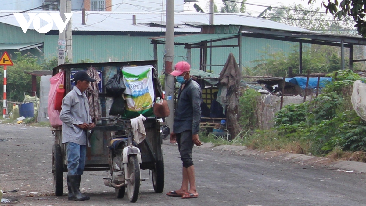 tphcm tang phi thu gom rac, nguoi dan bat ngo, cac don vi thu gom keu kho hinh anh 2