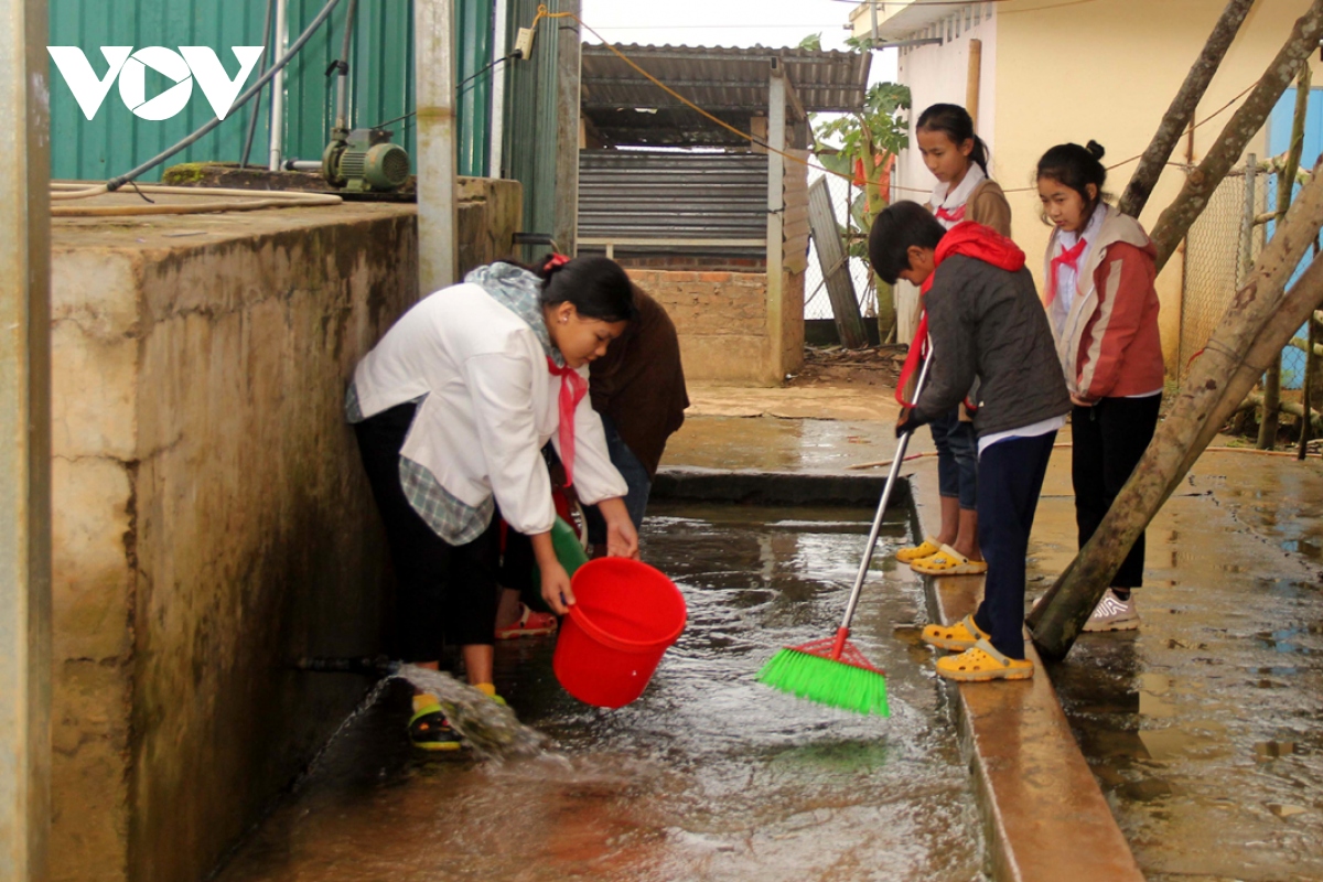 Khó khăn của các trường đạt chuẩn quốc gia ở Lai Châu          