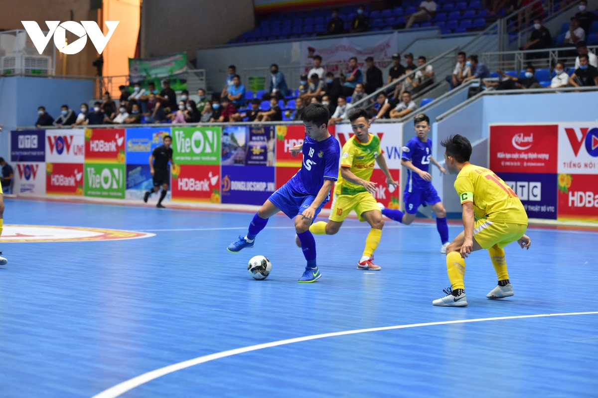 giai futsal hdbank vDqg 2021 sahako vo dich luot di hinh anh 1