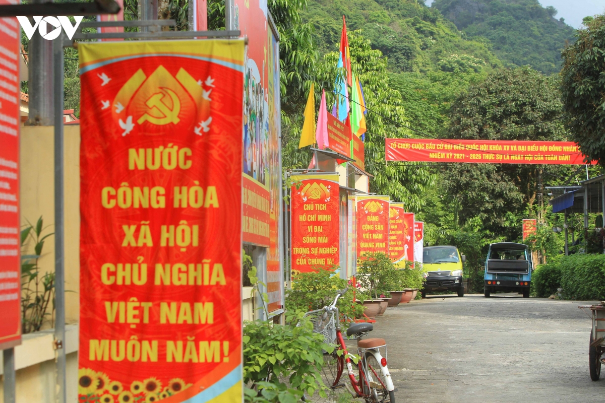 hai phong ruc ro trong ngay bau cu dai bieu quoc hoi va dai bieu hDnd hinh anh 12