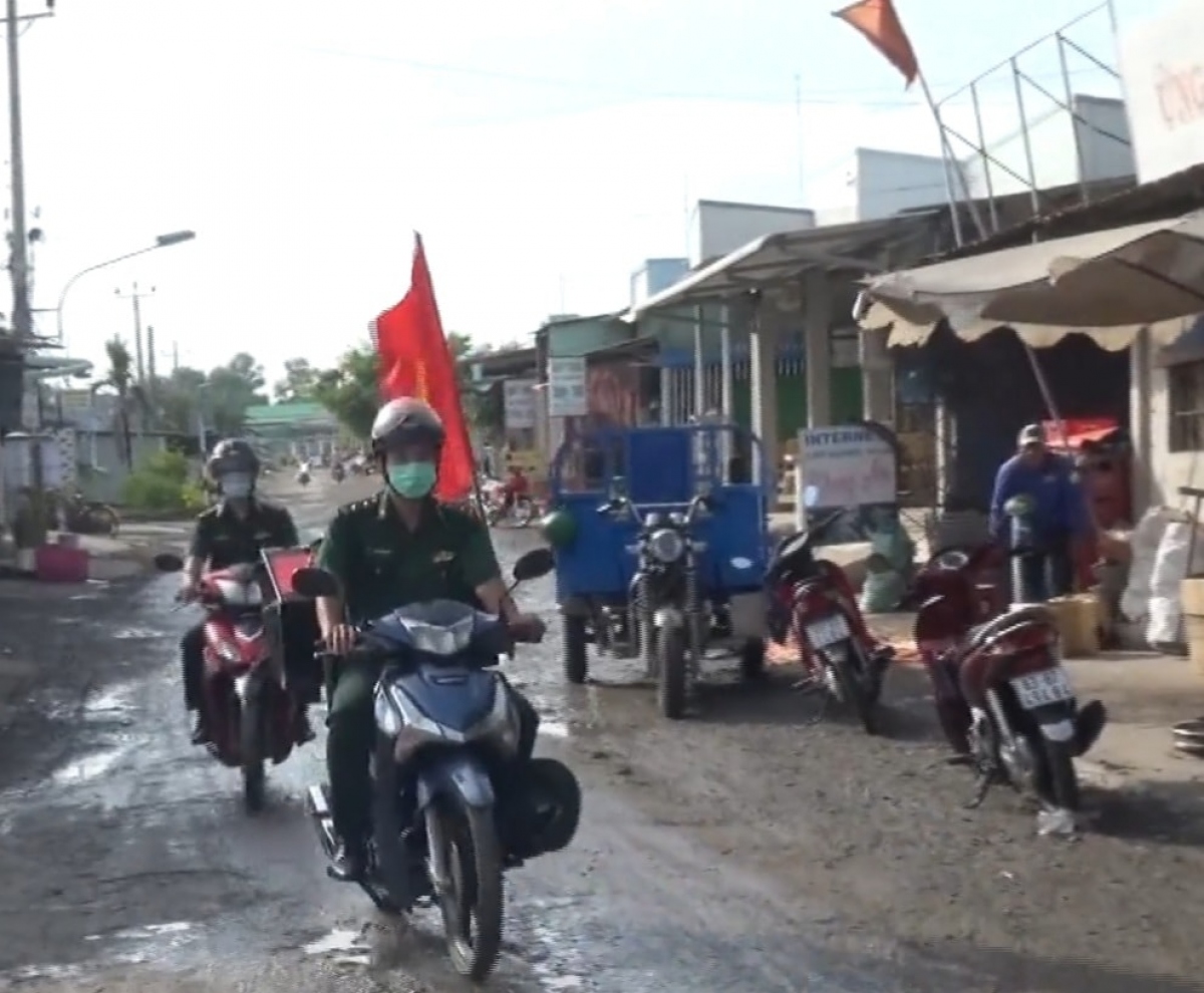 bo doi bien phong chan nhap canh trai phep bang duong bien hinh anh 2