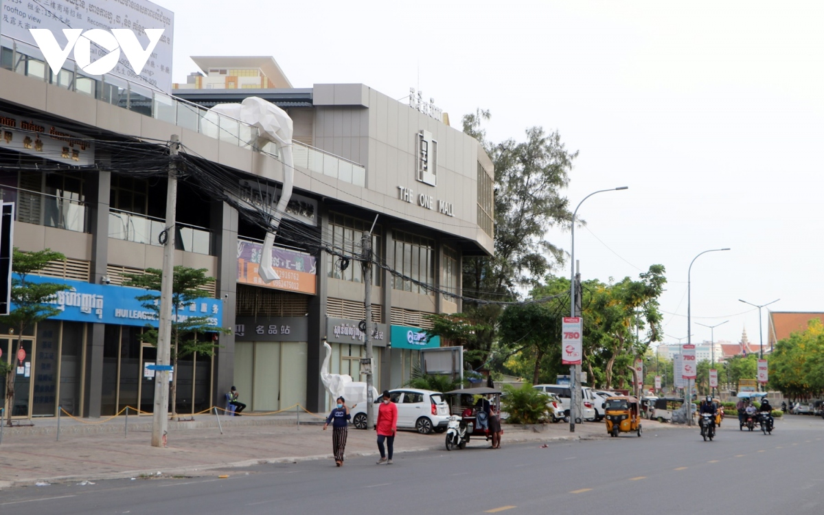 thu do phnom penh campuchia ngay dau do bo lenh phong toa vi covid-19 hinh anh 5