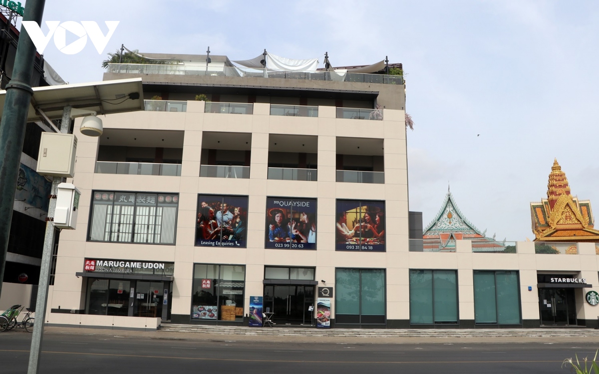 thủ đô phnom penh campuchia ngày đầu dỡ bỏ lệnh phong tỏa vì covid-19 hình ảnh 6 thu do phnom penh campuchia ngay dau do bo lenh phong toa vi covid-19 hinh anh 6