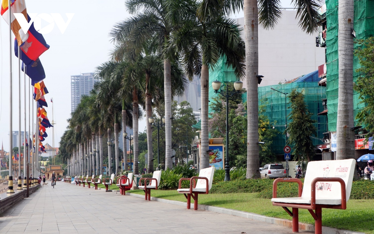 thu do phnom penh campuchia ngay dau do bo lenh phong toa vi covid-19 hinh anh 7