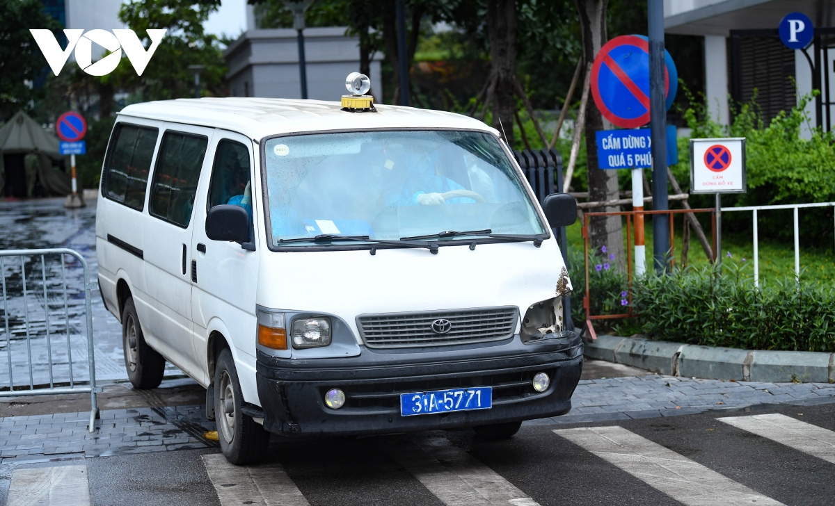 dung chot da chien, phong toa tam thoi 4 toa nha o khu do thi goldmark city, ha noi hinh anh 8