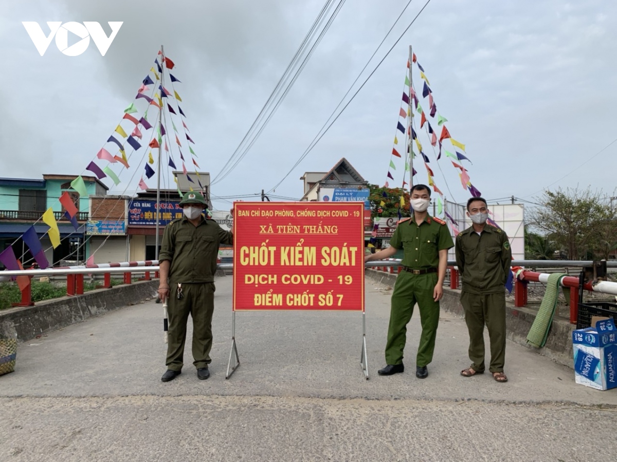 hai phong phong toa 2 thon do lien quan den benh nhan mac covid-19 hinh anh 1