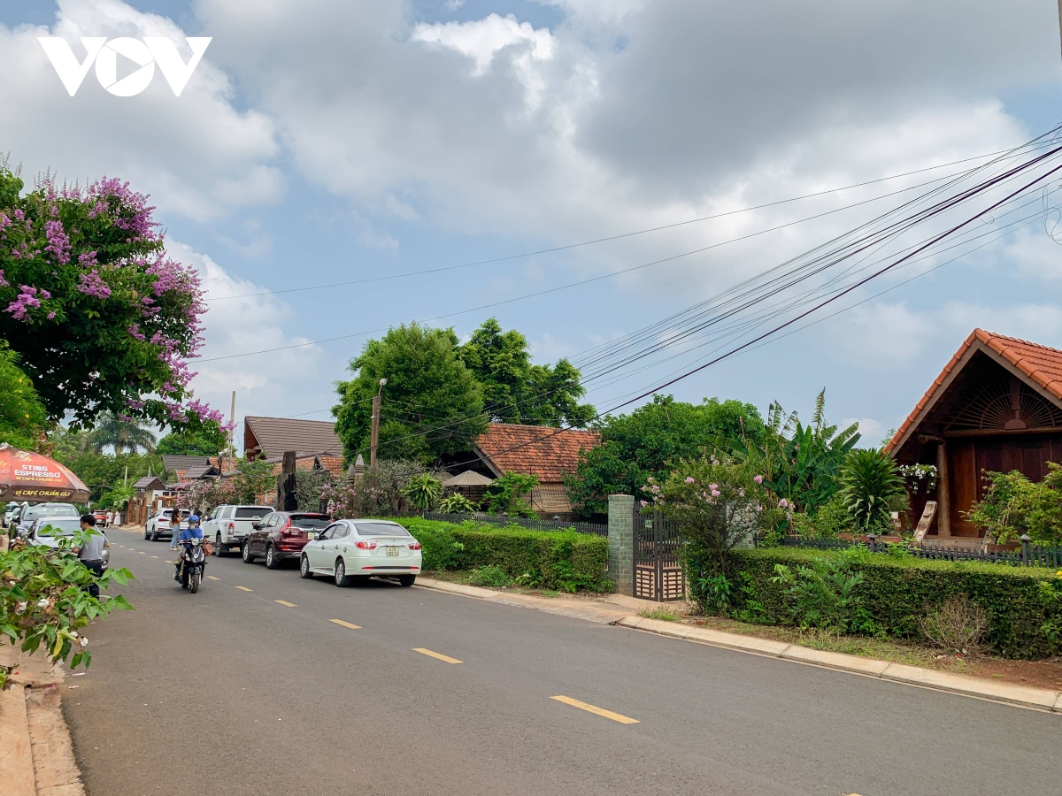 buon ako dhong - diem nhan du lich tai buon ma thuot hinh anh 8