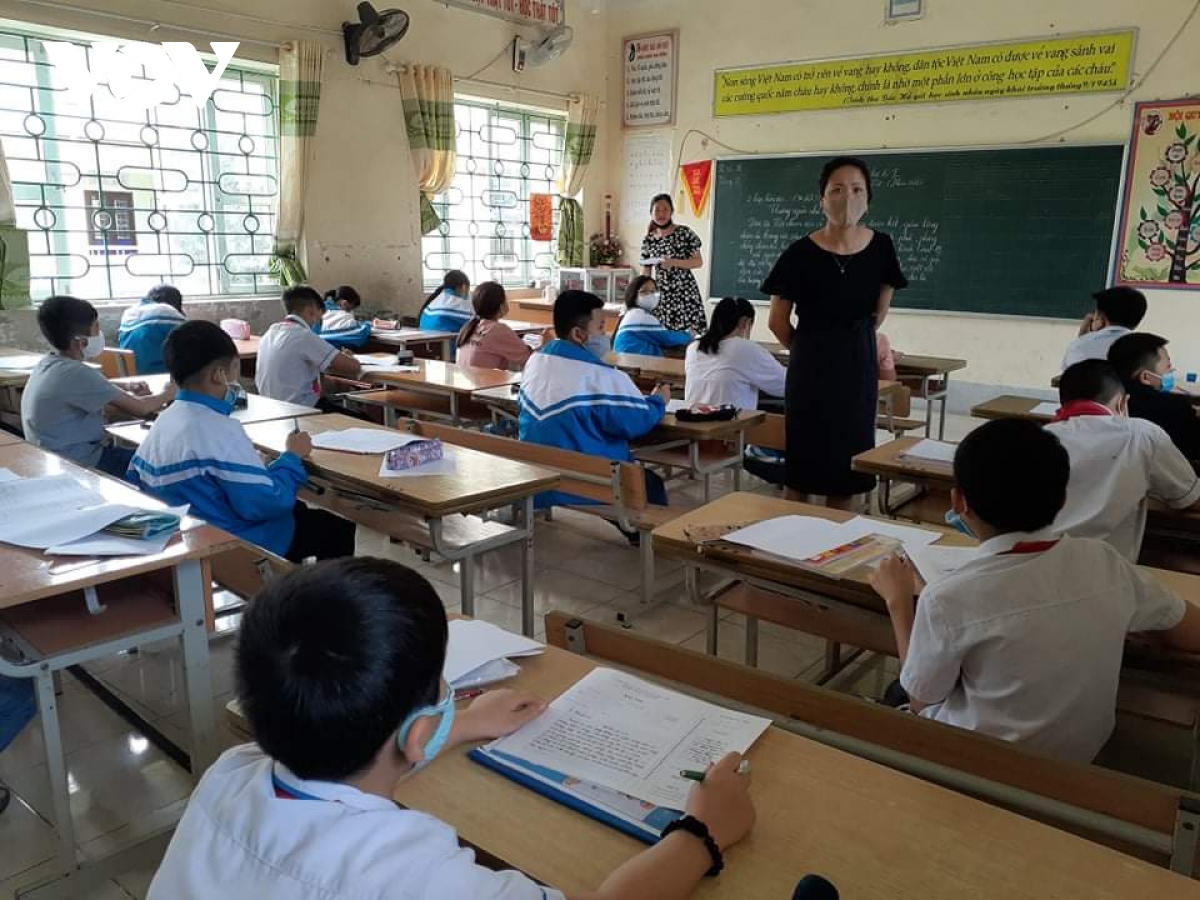 Nhiều trường tiểu học ở Điện Biên thi gấp để phòng, chống dịch ...