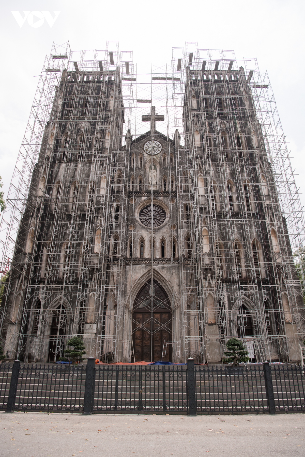 Nhà thờ Chính Tòa Phủ Cam Huế phiên bản Mô hình 3D tự lắp ráp siêu đẹppp