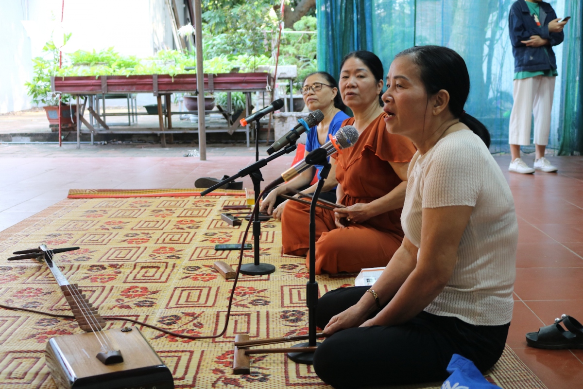 nghệ nhân ngô văn Đảm người giữ nhịp cho xẩm hình ảnh 3 nghe nhan ngo van Dam nguoi giu nhip cho xam hinh anh 3