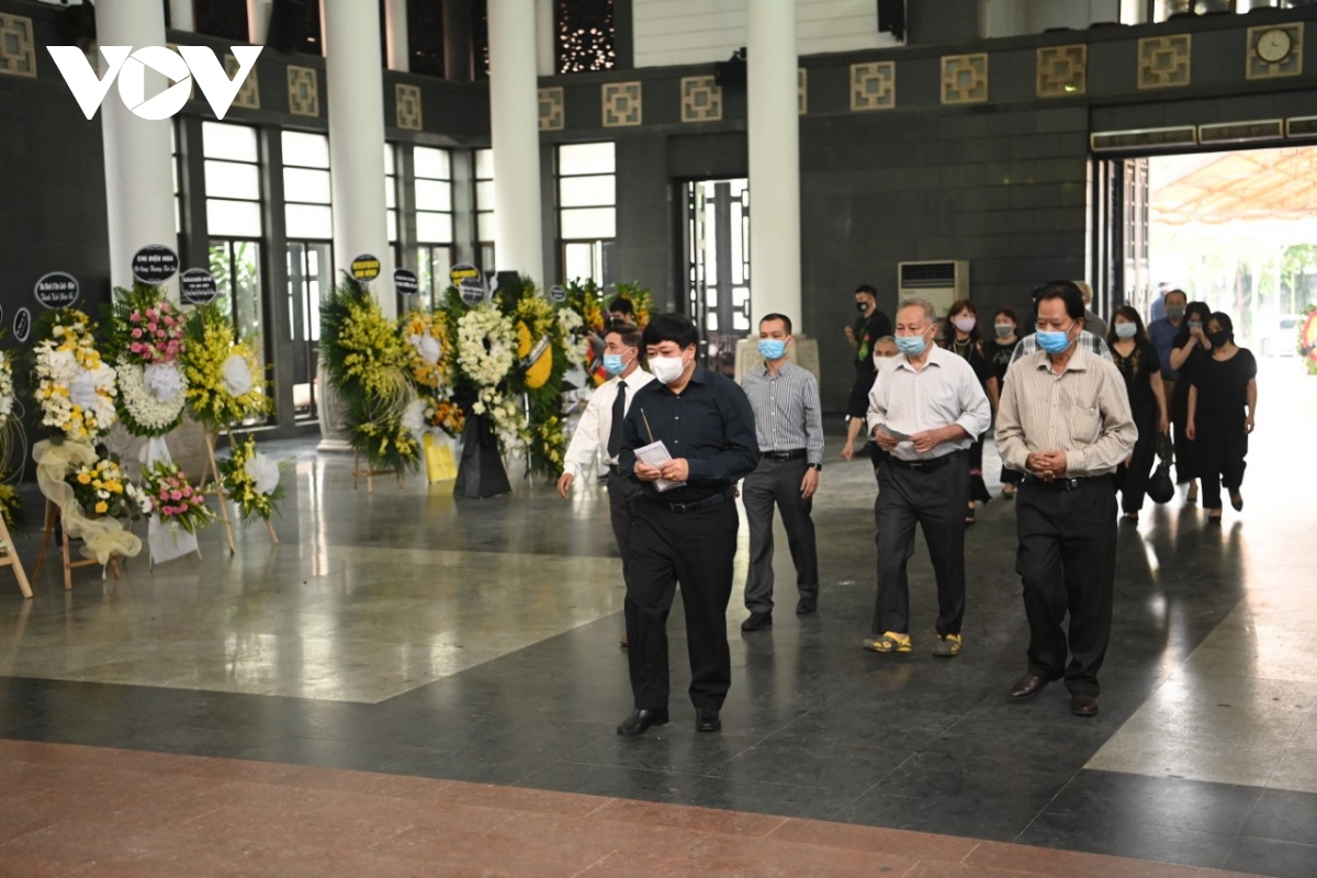  hoa hau nguyen thu thuy nhu ngon duoc dam chay het minh hinh anh 5