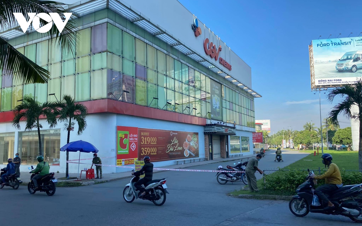 Hỏa tốc cách ly khu vực siêu thị Big C Đồng Nai do liên quan đến ...