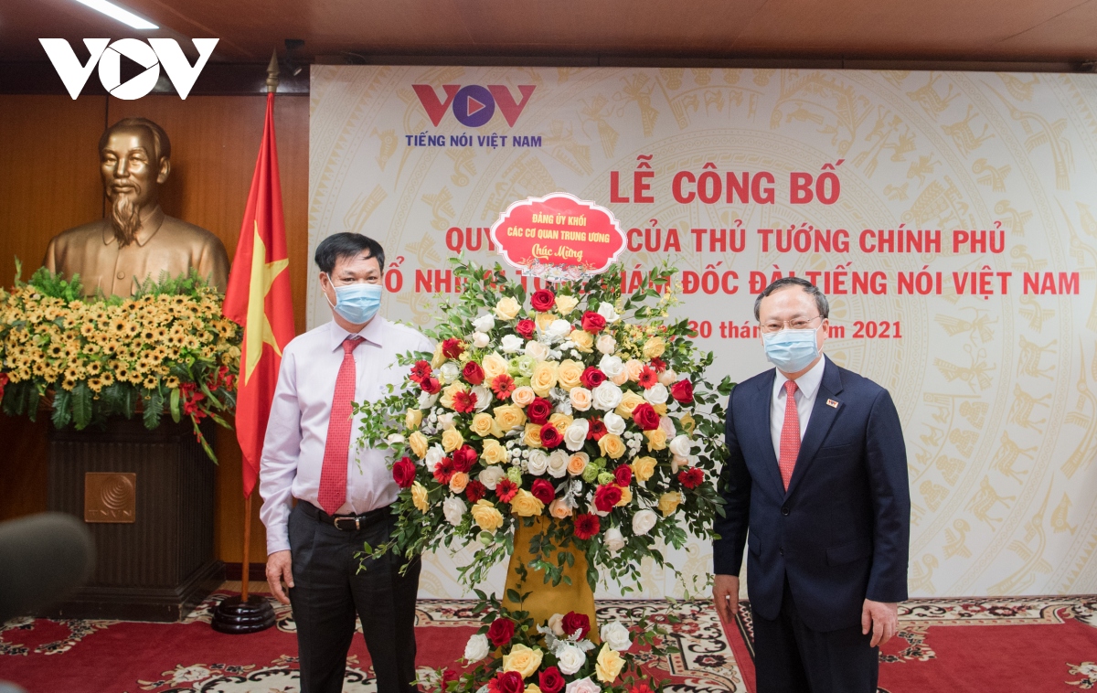 trao quyet dinh bo nhiem ong Do tien sy giu chuc tong giam doc Dai tieng noi viet nam hinh anh 5