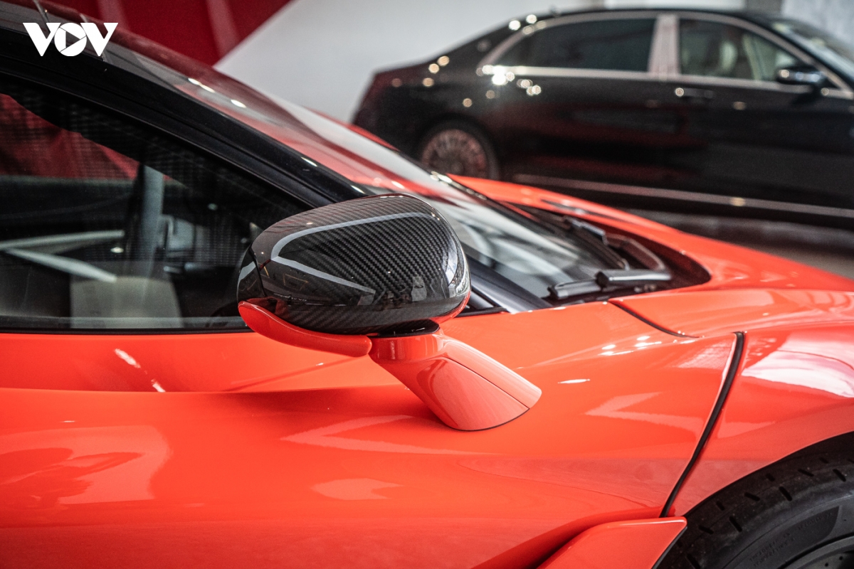 hinh anh chi tiet mclaren 765lt mau doc chi co 3 chiec tai viet nam hinh anh 8