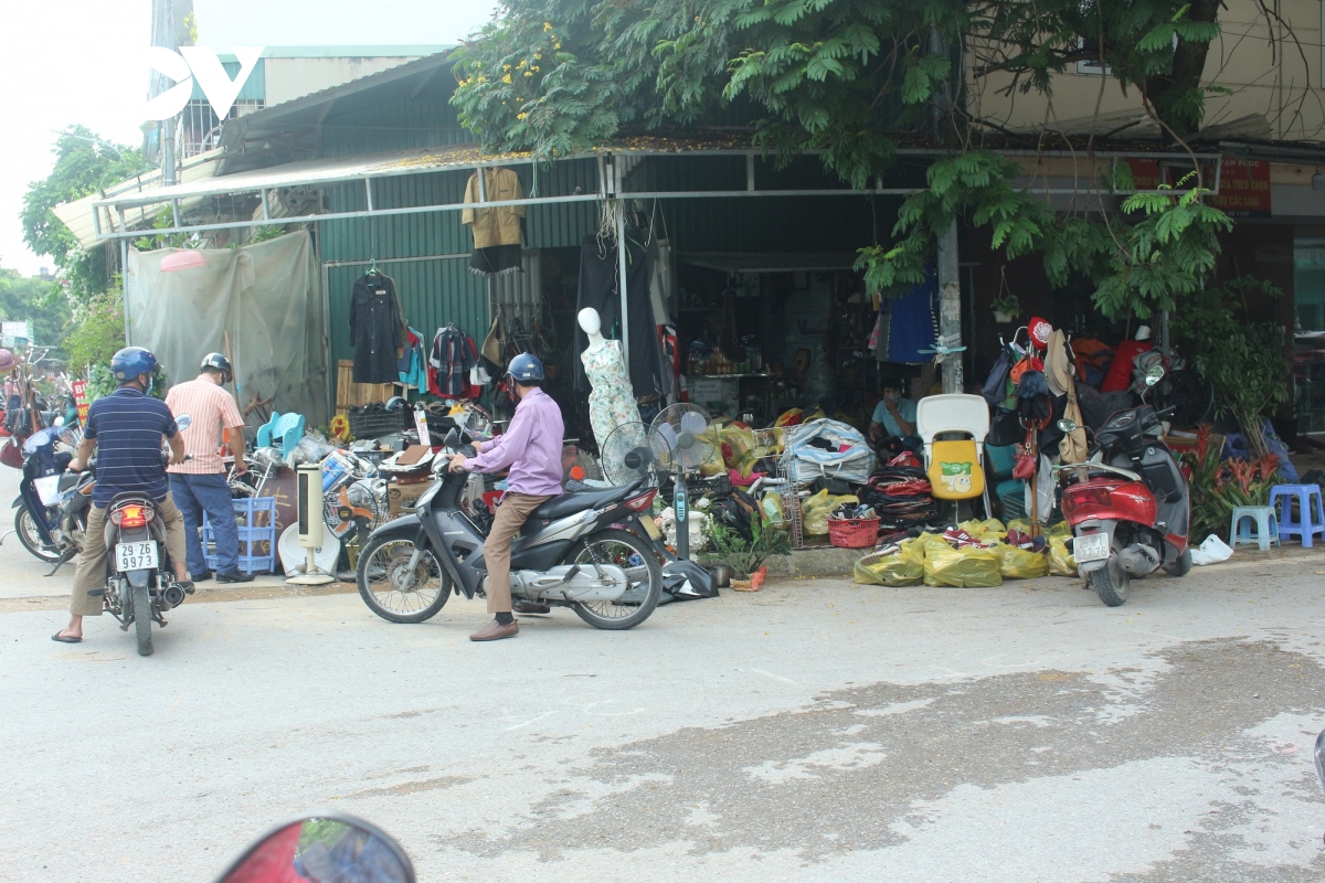 lan chiem via he, long duong de kinh doanh o cho do co van phuc hinh anh 11