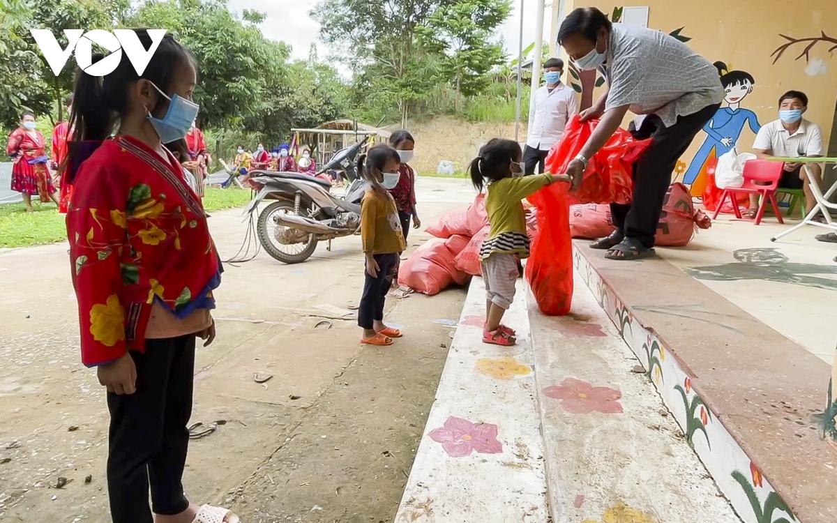 tet thieu nhi dac biet trong khu cach ly o nam po, Dien bien hinh anh 3