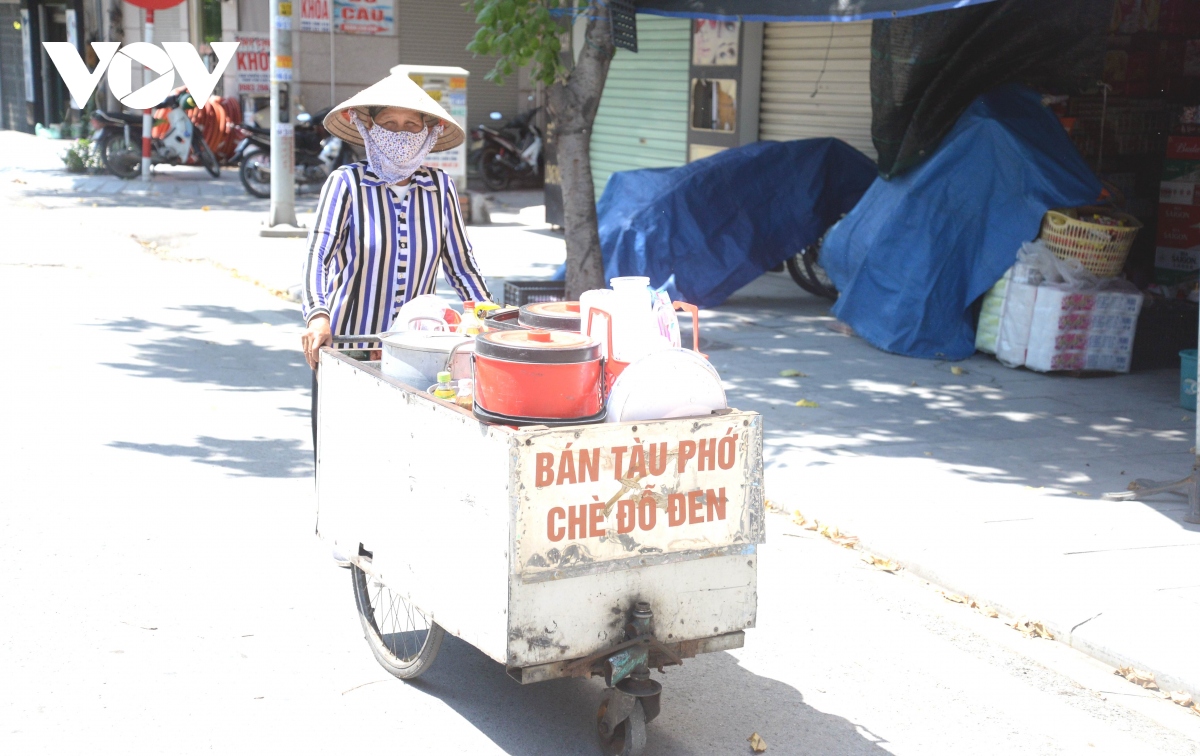 nguoi dan quang ninh duoi nang nong cuc bo hinh anh 5