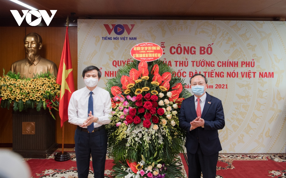 trao quyet dinh bo nhiem ong Do tien sy giu chuc tong giam doc Dai tieng noi viet nam hinh anh 8