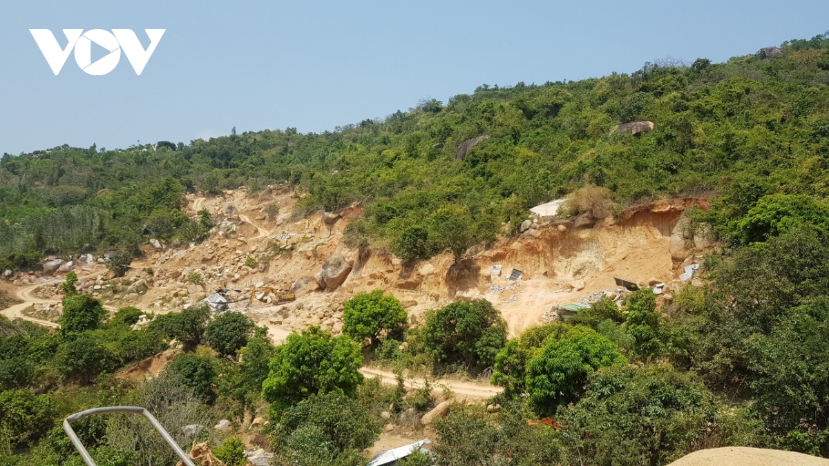 thieu vat lieu du an cao toc bac nam doan qua tinh khanh hoa hinh anh 1