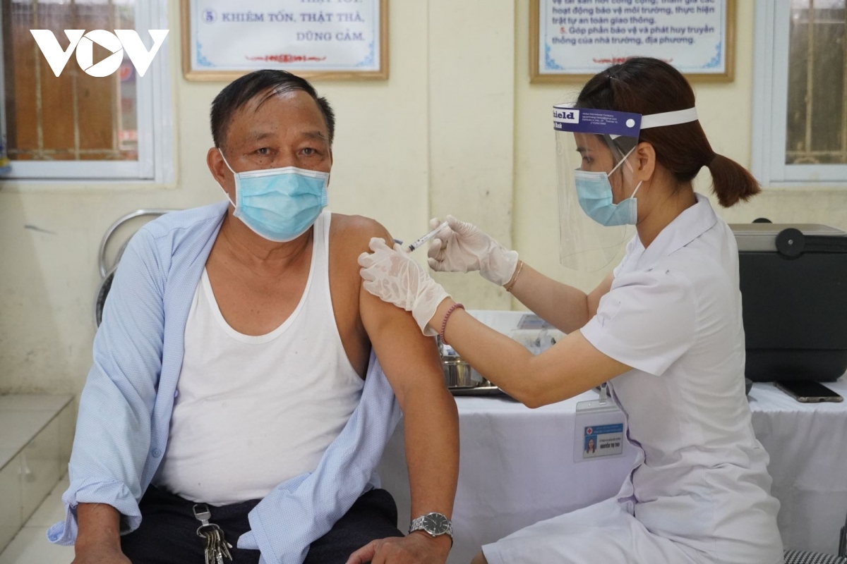 hai duong trien khai tiem vaccine phong covid-19 dot 3 hinh anh 1