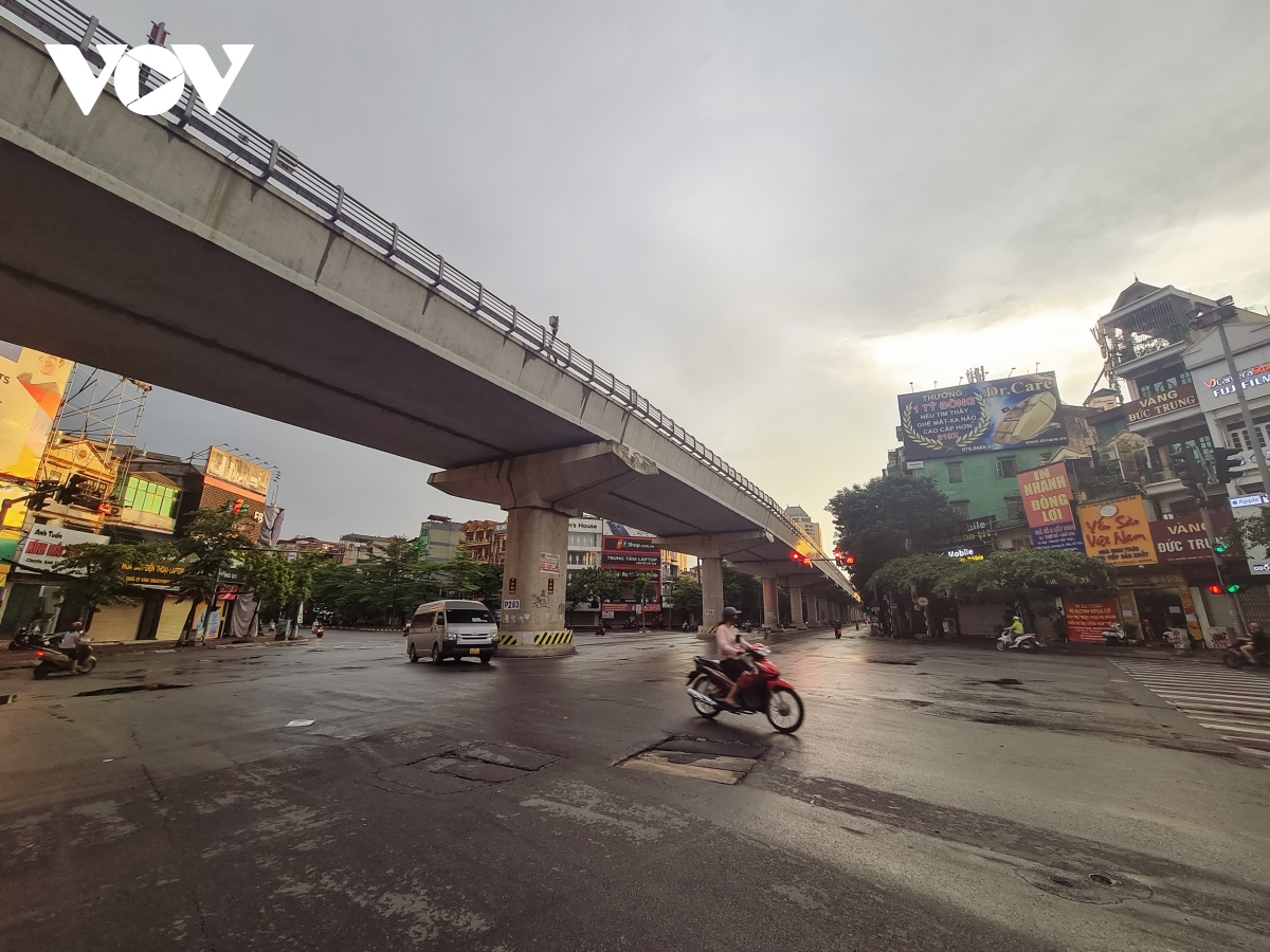 ha noi khac la vao gio tan tam nhung ngay gian cach xa hoi hinh anh 9