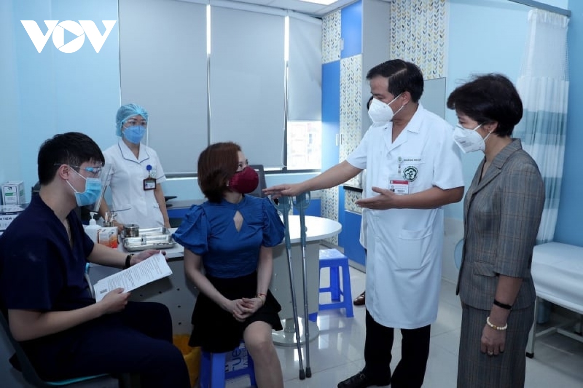 bo khDt trien khai chuong trinh tiem vaccine cho nguoi lao dong khuyet tat hinh anh 1