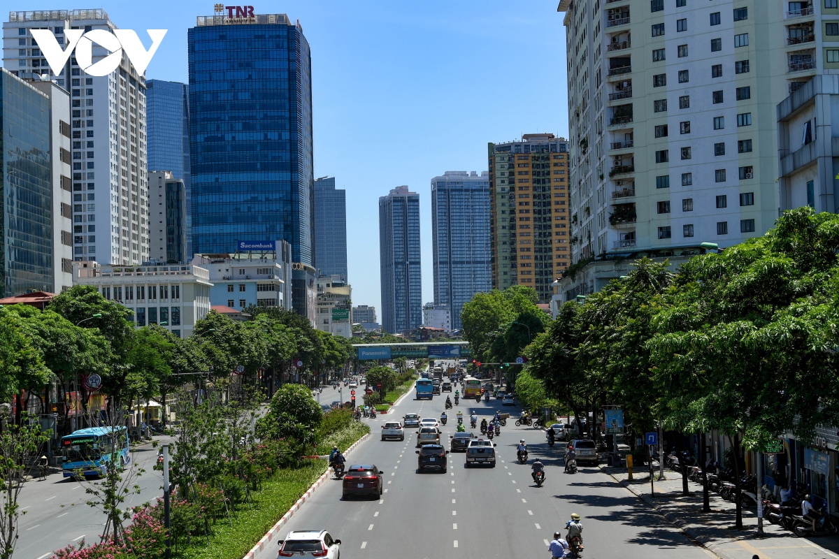 pho phuong ha noi ngay dau gian cach noi tinh lang, cho dong duc hinh anh 15