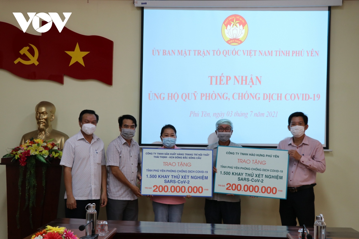 phu yen tiep nhan 8.000 bo test nhanh xet nghiem sars-cov-2 hinh anh 1