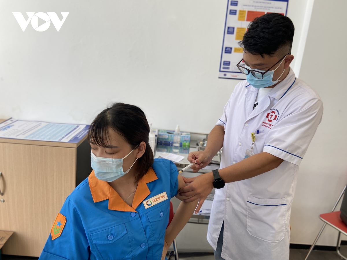 quang ninh chuan bi cac dieu kien san sang tiem chung vaccine covid-19 dien rong hinh anh 1