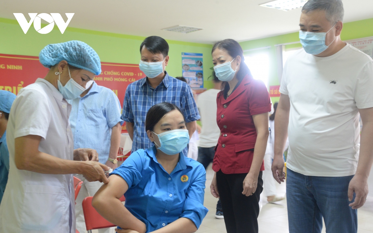 mong cai trien khai tiem hon 30.900 lieu vaccine sinopharm hinh anh 2