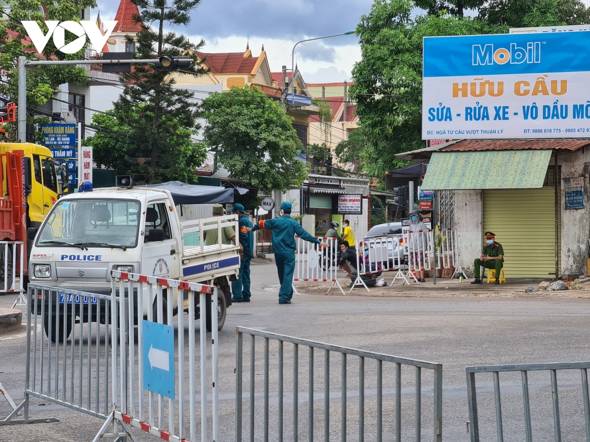 Quảng Bình: Thêm 2 huyện thực hiện giãn cách xã hội | VOV.VN