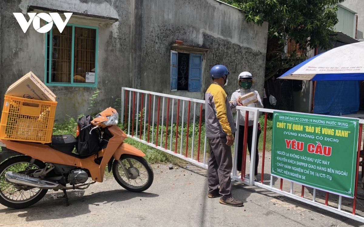 cu dan vung tau tu nguyen thay phien nhau truc chot bao ve vung xanh hinh anh 1