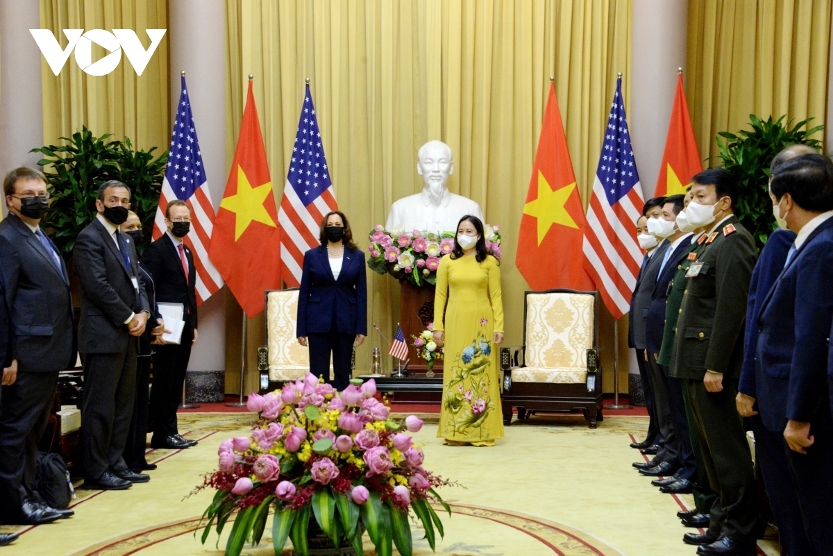 vietnamese vice president welcomes her us counterpart in hanoi picture 4