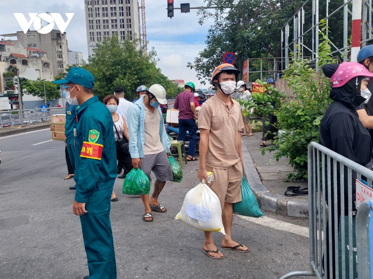 Sao Việt 22/6/2024: Đàm Vĩnh Hưng ở biệt thự ngàn hoa, Lý Hùng phong độ tuổi 55