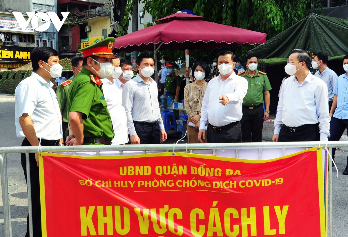 ​Sơ hở trong thực hiện giãn cách tại Hà Nội khiến nguy cơ lây lan Covid