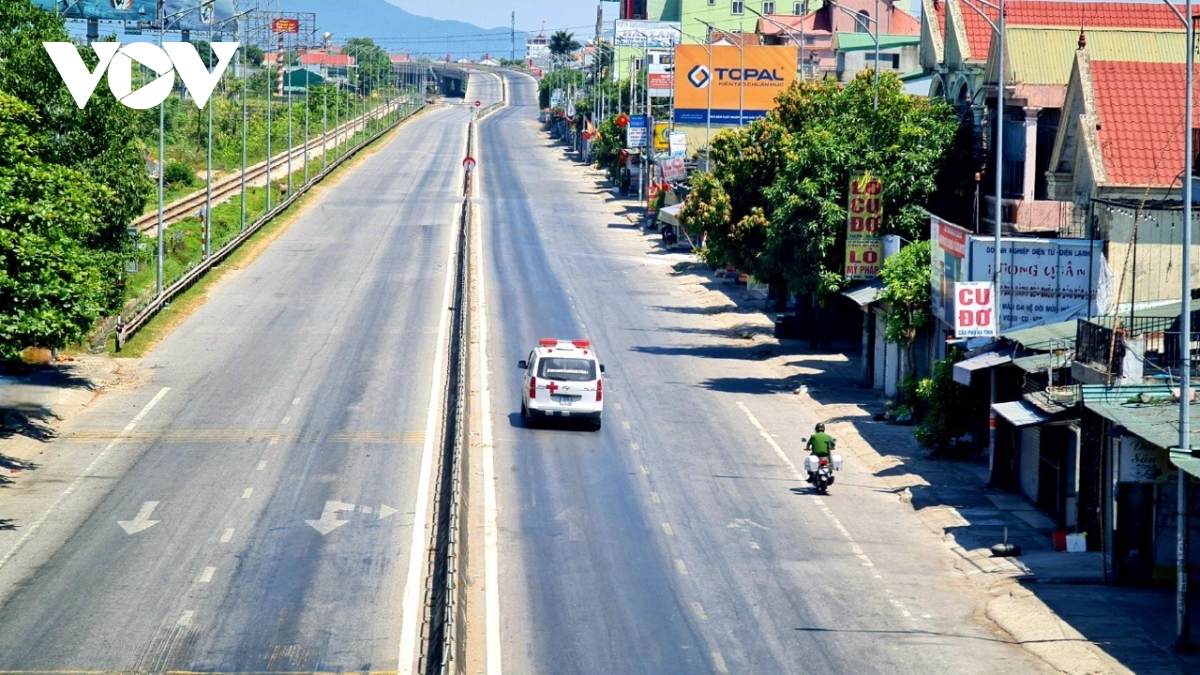 thanh pho vinh vang lang trong ngay dau thuc hien ai o dau thi o do hinh anh 6