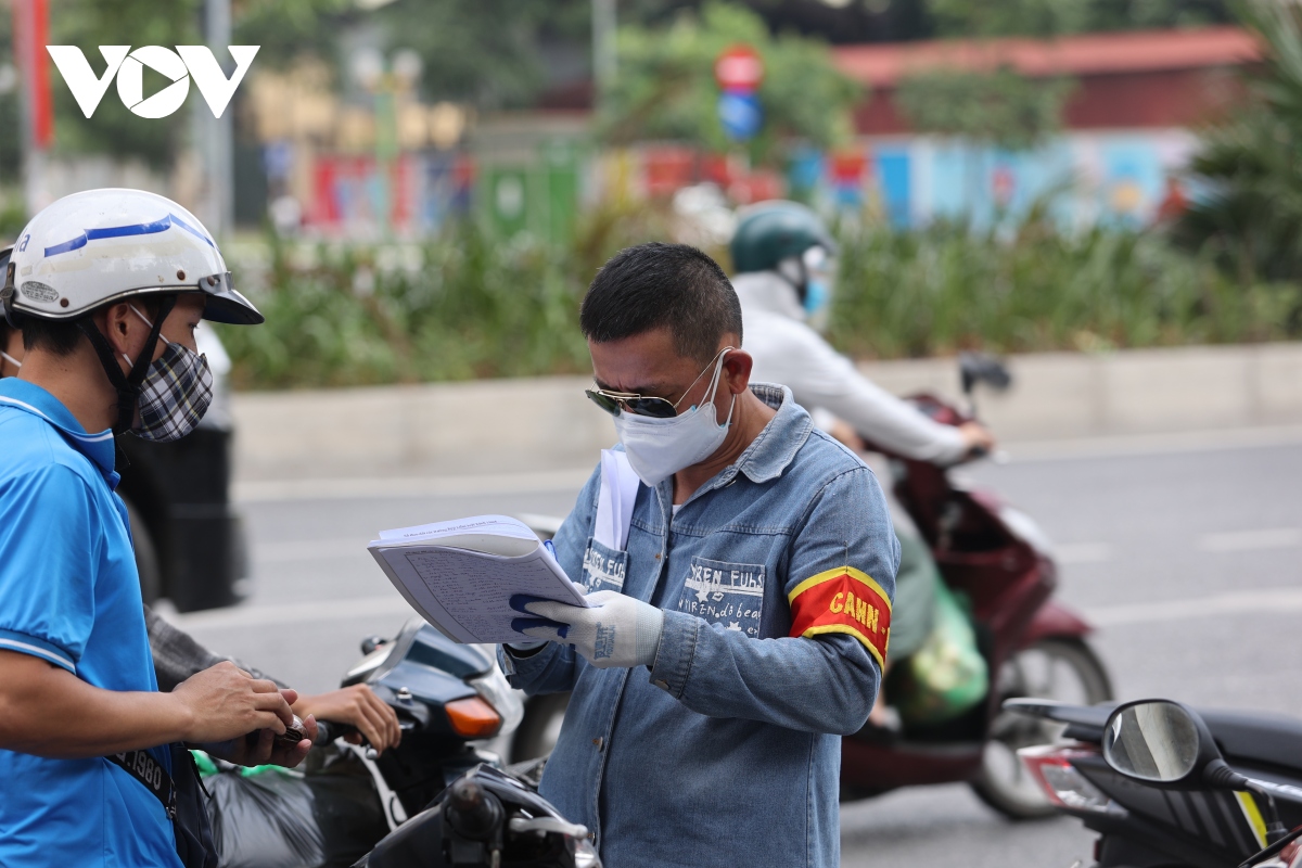 Anh 6 to co dong manh o ha noi xu ly hang loat truong hop vi pham hinh anh 13