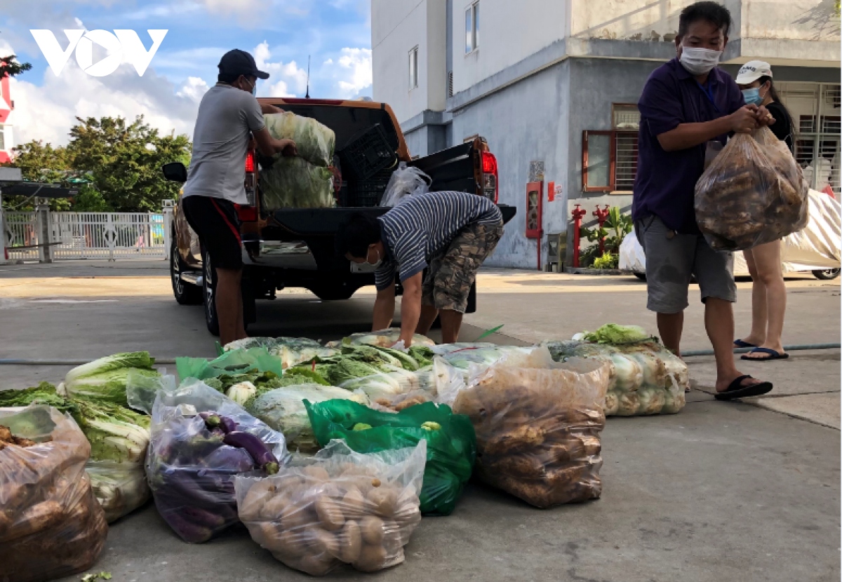 7 ngày “ai ở đâu thì ở đó”, Đà Nẵng cung ứng lương thực, thực phẩm đến từng hộ dân