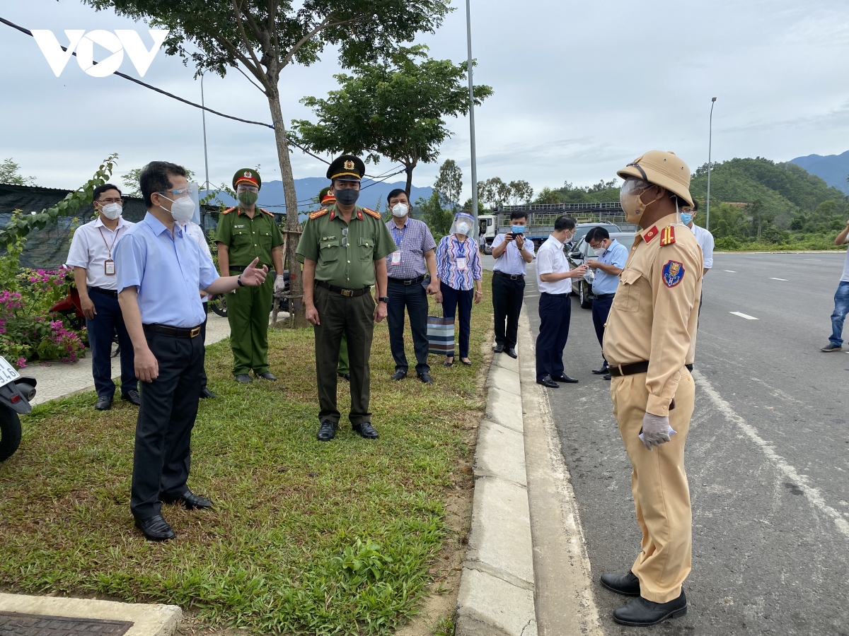 Da nang se test nhanh tat ca cac lai xe vao trung tam thanh pho hinh anh 1