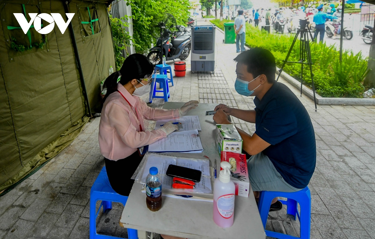 nhieu chot kiem soat o ha noi un u sau khi co quy dinh moi ve giay di duong hinh anh 14