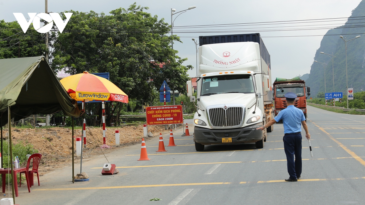 Đảm bảo hiệu quả “luồng xanh” không để hoạt động vận chuyển hàng hóa đứt gãy